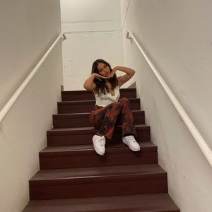 Meet your Posher, Jasmine